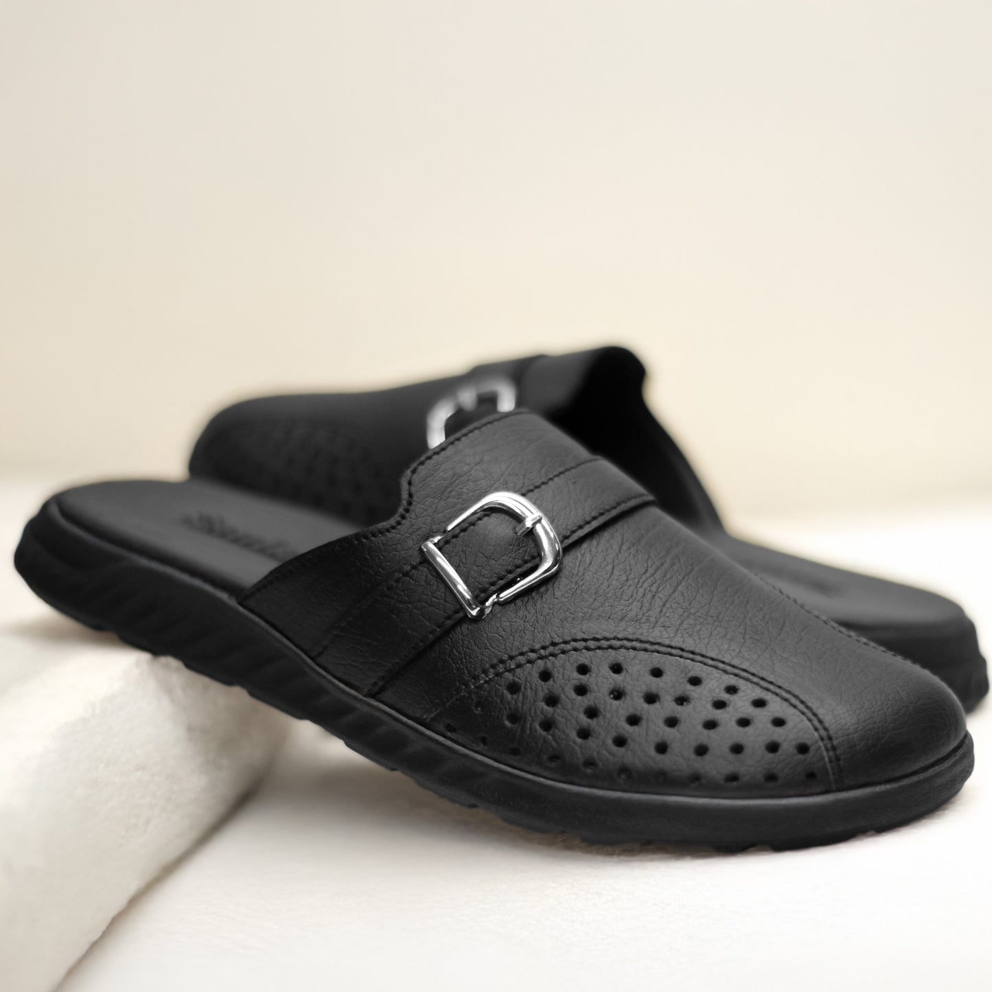 SP-4 Black